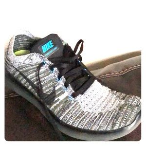 Nike free flyknit